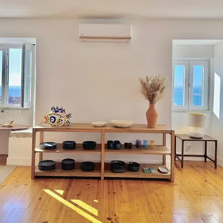 Whome Exclusive In A Prime Location With River View * Лісабон