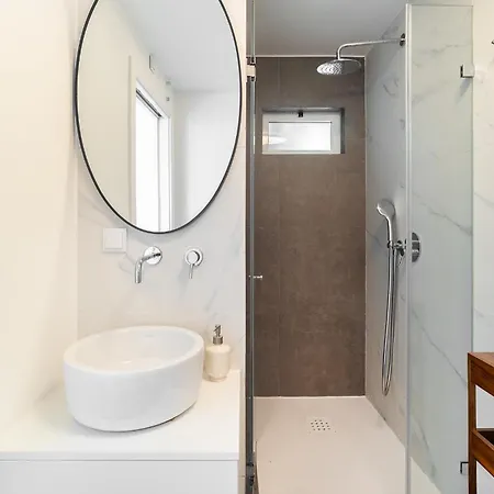 Апартаменты Whome Exclusive In A Prime Location With River View Лиссабон