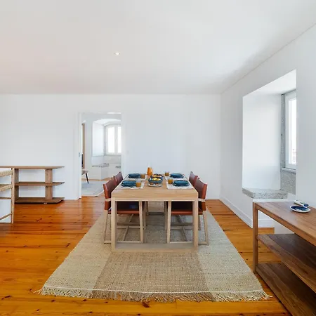 Whome Exclusive In A Prime Location With River View Apartment Lisbon