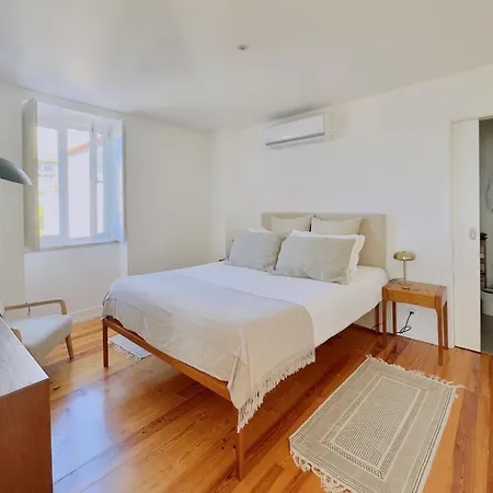 Whome Exclusive In A Prime Location With River View * Лісабон